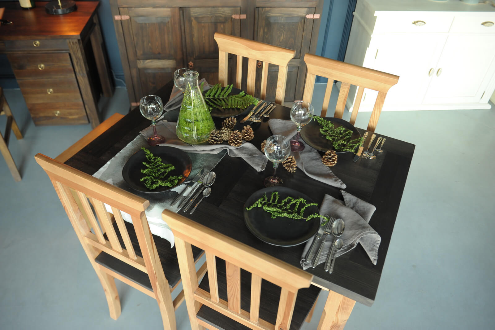 Drewniane meble na wymiar w Warszawie